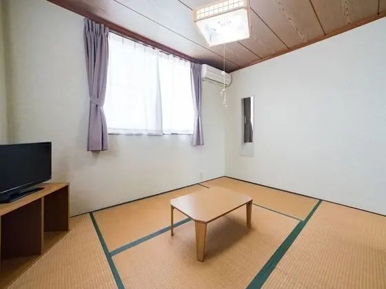 Traditional İki Ayrı Yataklı Oda, Ortak Banyo (Japanese Style Room)