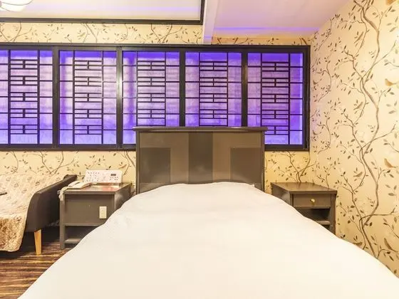 Deluxe Oda, Sigara İçilebilir
