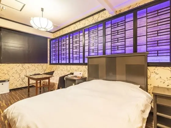 Deluxe Tek Kişilik Oda, Sigara İçilebilir
