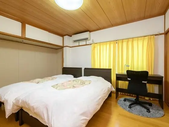 İki Ayrı Yataklı Oda, Sigara İçilmez, Ortak Banyo (with Shared Bathroom)
