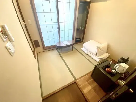 Standard Tek Kişilik Oda, Japon Şiltesi, Sigara İçilmez