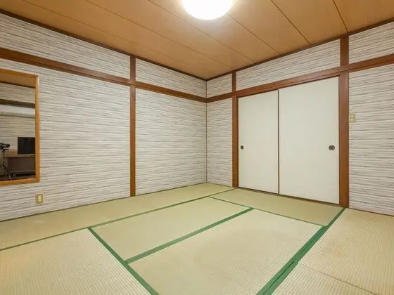 Dört Kişilik Oda, Sigara İçilmez (Japanese Style)