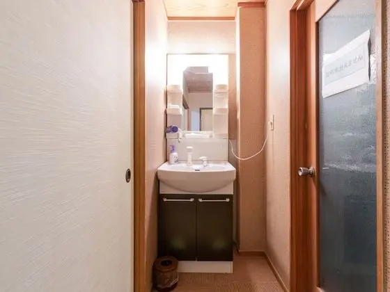 Tek Büyük Yataklı Oda, Sigara İçilmez, Ortak Banyo