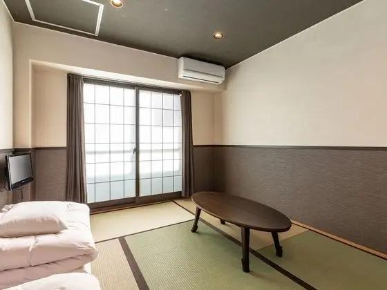 Traditional Oda, Sigara İçilmez (Japanese Style, up to 2 guests)