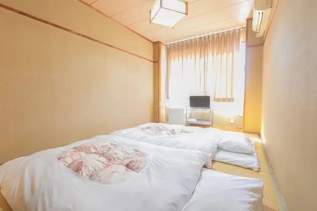 Traditional Oda, Sigara İçilebilir, Ortak Banyo (Japanese Style, Twin)