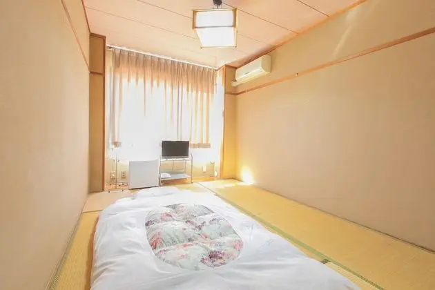 Traditional Oda, Sigara İçilebilir, Ortak Banyo (Japanese Style, Twin)