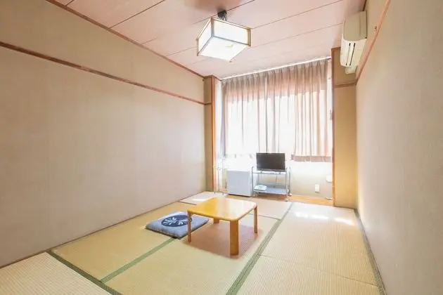 Traditional Oda, Sigara İçilebilir, Ortak Banyo (Japanese Style, Twin)