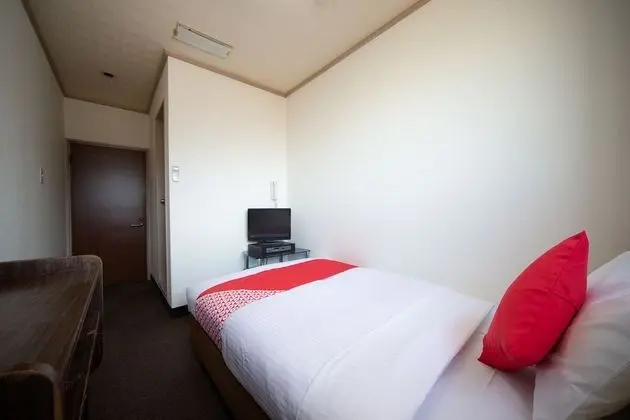Tek Kişilik Oda, Sigara İçilebilir