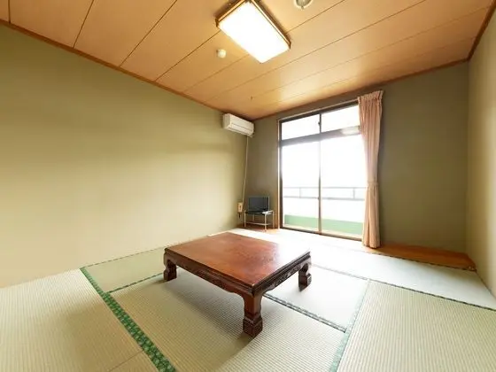 Traditional Dört Kişilik Oda, Sigara İçilmez, Ortak Banyo (Japanese Style)