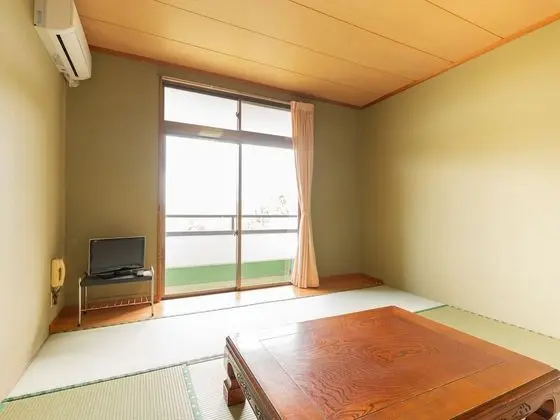 Traditional Dört Kişilik Oda, Sigara İçilmez, Ortak Banyo (Japanese Style)