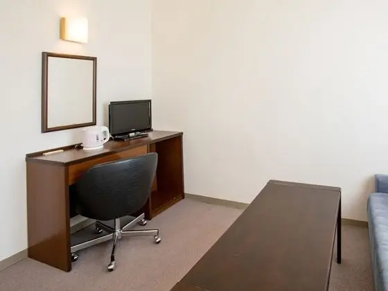 İki Ayrı Yataklı Oda, Sigara İçilmez