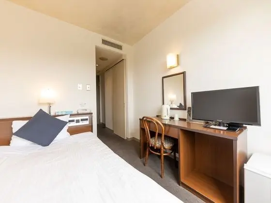 Tek Kişilik Oda, Sigara İçilebilir