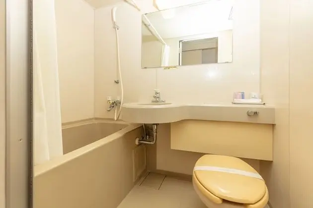 Tek Kişilik Oda, Sigara İçilmez