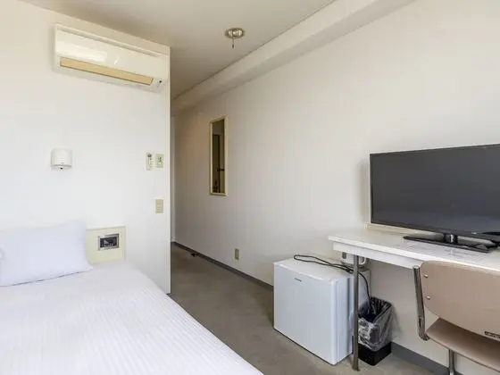 Tek Kişilik Oda, Sigara İçilebilir