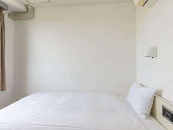 Tek Kişilik Oda, Sigara İçilmez