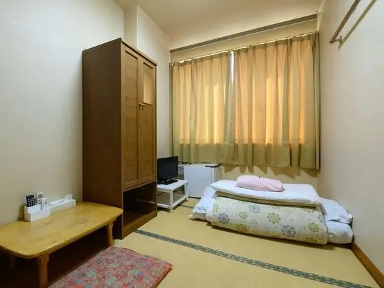 Traditional Tek Kişilik Oda, Japon Şiltesi, Sigara İçilebilir (Japanese Style)