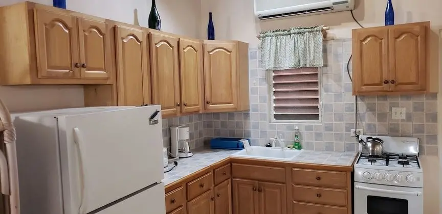 Stüdyo, Bahçe Manzaralı