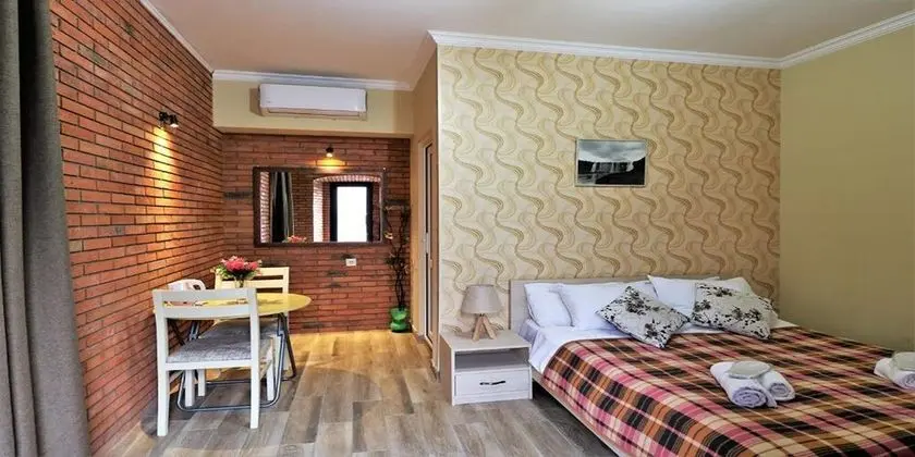 Comfort Tek Büyük veya İki Ayrı Yataklı Oda
