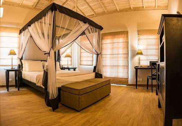 Deluxe Tek Büyük Yataklı Oda, 1 En Büyük (King) Boy Yatak, Balkon, Kısmi Deniz Manzarası