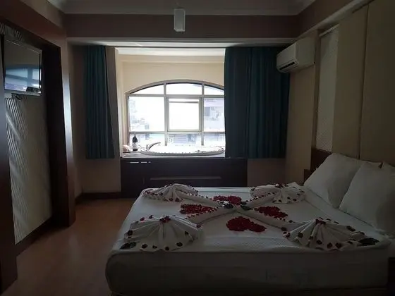 Standard Tek Büyük Yataklı Oda, Küvet