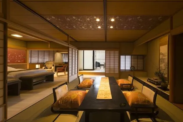 Premium Oda (Premium Japanese Western w/ Open Bath)
