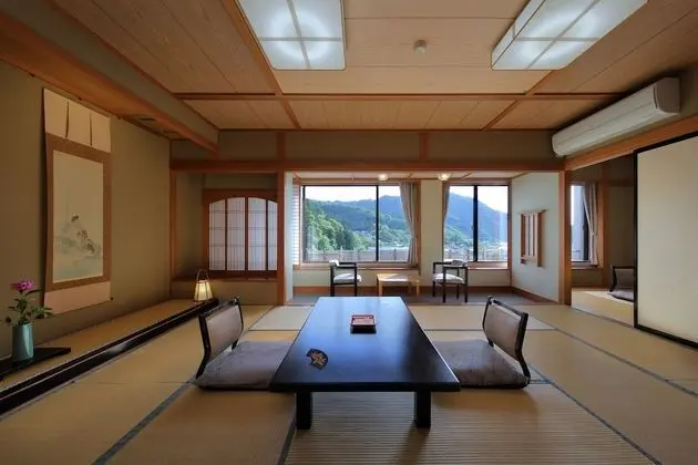 Standard Oda (Japanese Style, South Building)