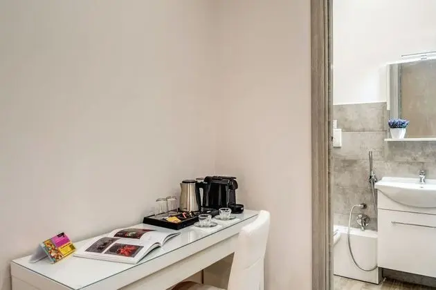 Premium Tek Büyük Yataklı Oda