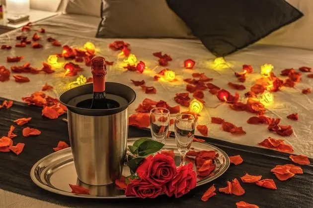 Premium Tek Büyük Yataklı Oda