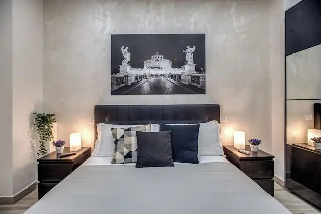 Premium Tek Büyük Yataklı Oda