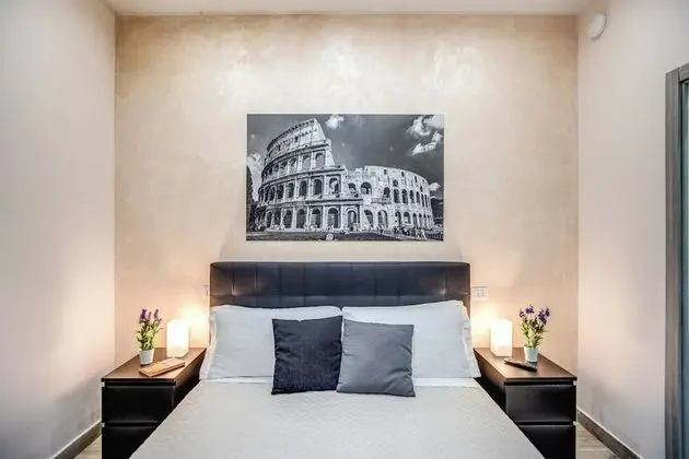 Premium Tek Büyük Yataklı Oda