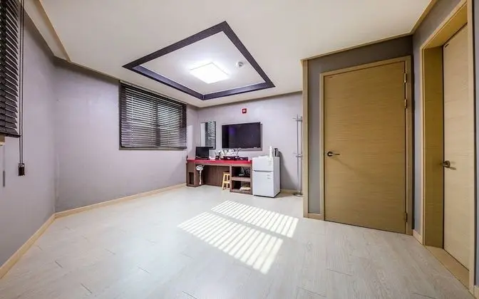 Oda (Ondol Pension (with ocean view Euro b)
