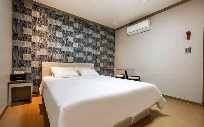 Oda (Automated motel)