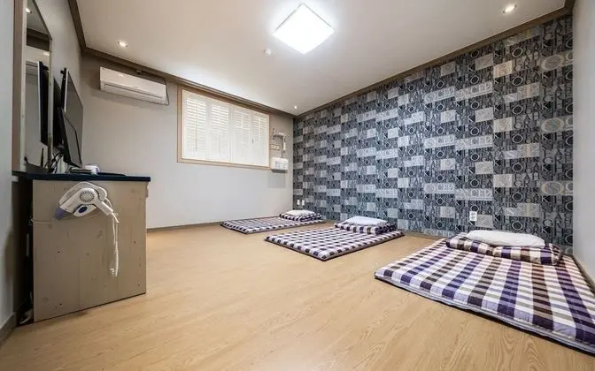 Oda (Ondol Room)