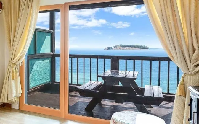 Oda (Happy 2 (Ocean View Duplex))