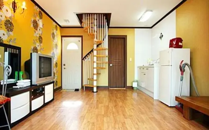 Oda (Love 1 (Ocean View Duplex))