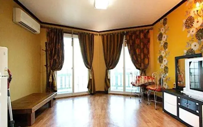 Oda (Love 1 (Ocean View Duplex))