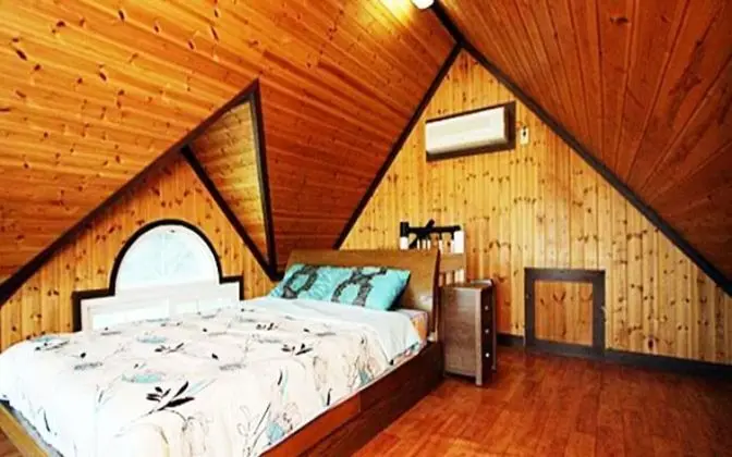 Oda (Love 1 (Ocean View Duplex))