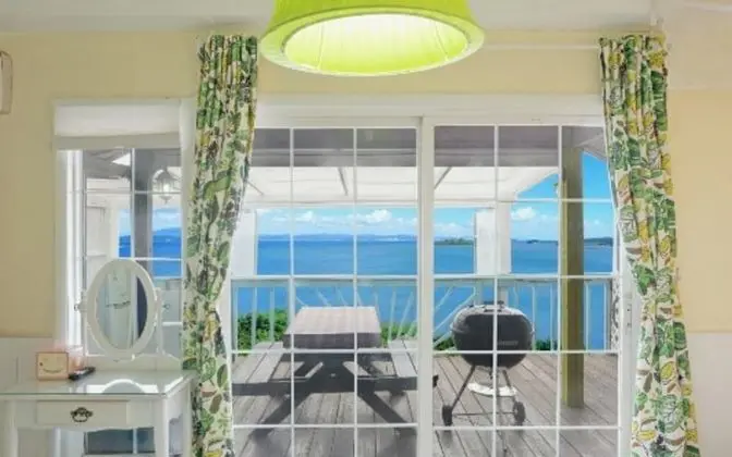 Oda (Histories (Patio Ocean View Mudflat A)