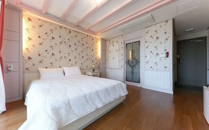 Oda (Standard Double Room)