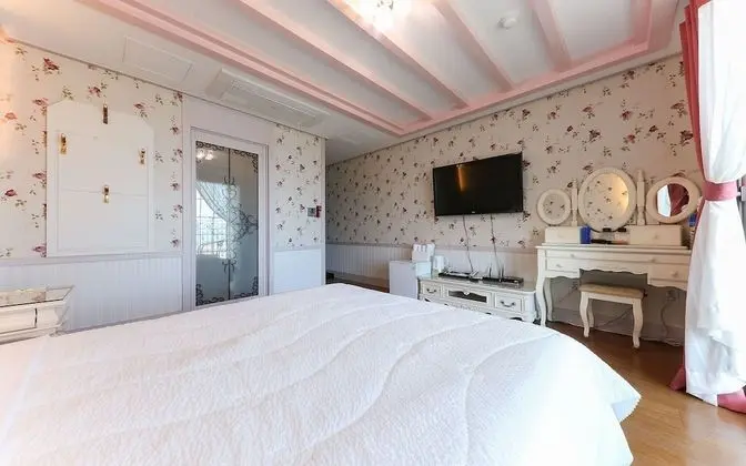Oda (Standard Double Room)