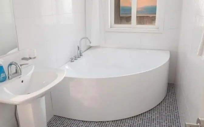Oda (Mare 306 (bathtub for 2 Ocean View))