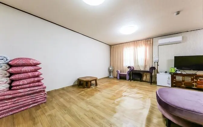 Oda (Special Room)