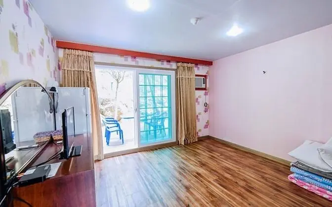 Oda (Room 105 (individual deck))