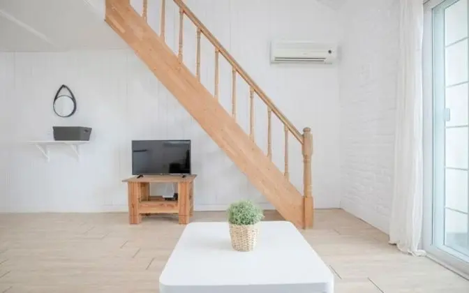 Oda (207 (Duplex))
