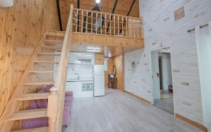 Oda (Room301(Duplex Room))