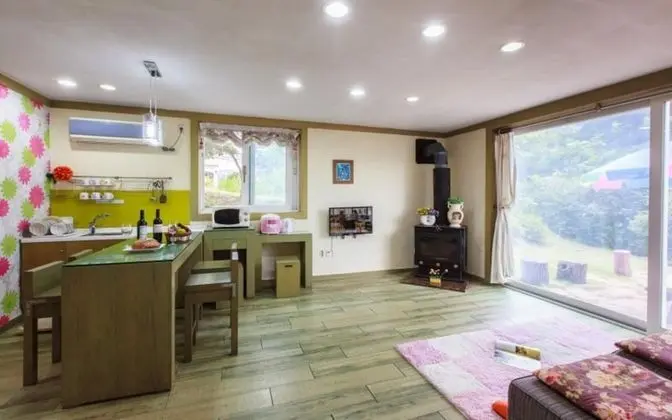 Oda (Hansol-dong 2nd floor 30 pyeong)