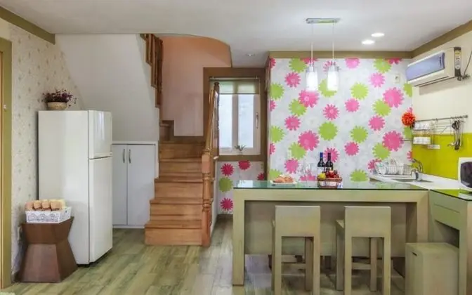 Oda (Hansol-dong 2nd floor 30 pyeong)