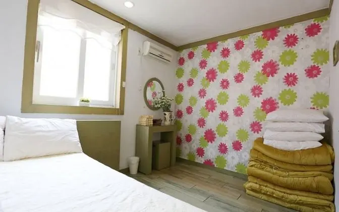 Oda (Sesol-dong unshared house 80 pyeong)