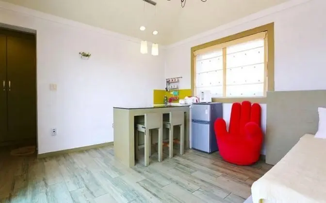 Oda (Sesol-dong unshared house 80 pyeong)