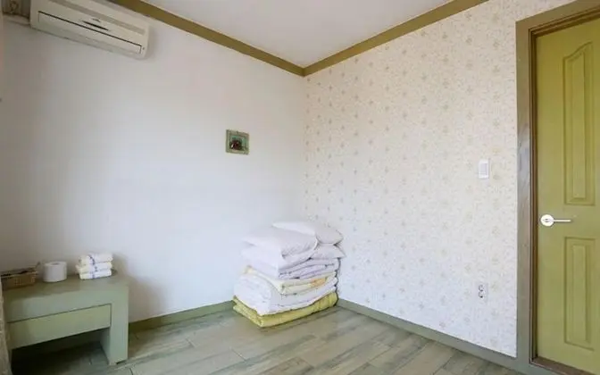 Oda (Sesol-dong unshared house 80 pyeong)